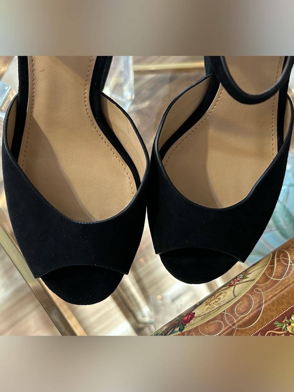 Michael Kors Black Suede Leather Platform Heels with Gold Block Heel Size 7 - Picture 3 of 16
